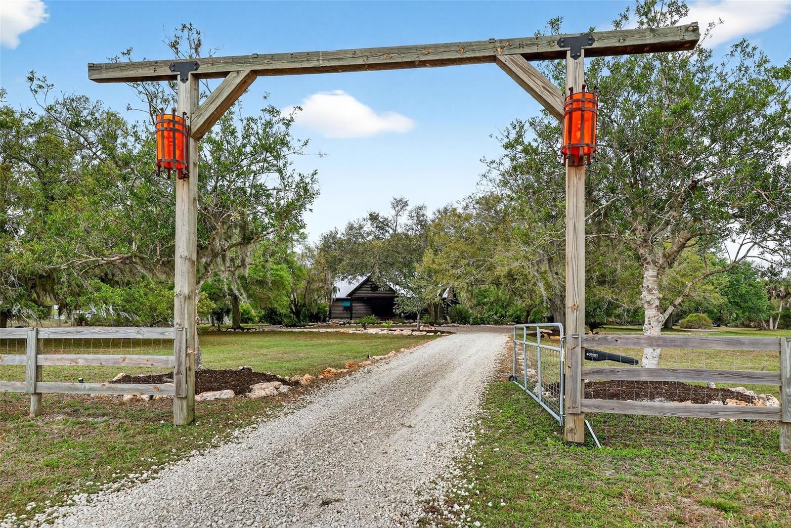MYAKKA VALLEY RANCHES - Residential