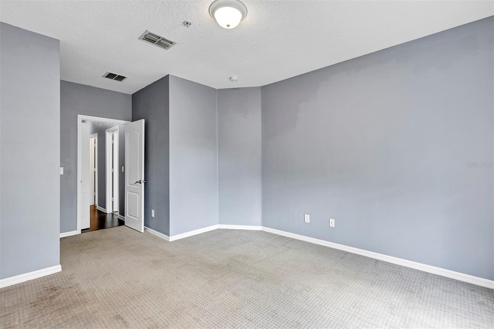 VILLA CAPRI AT METROWEST PH 2 - Residential