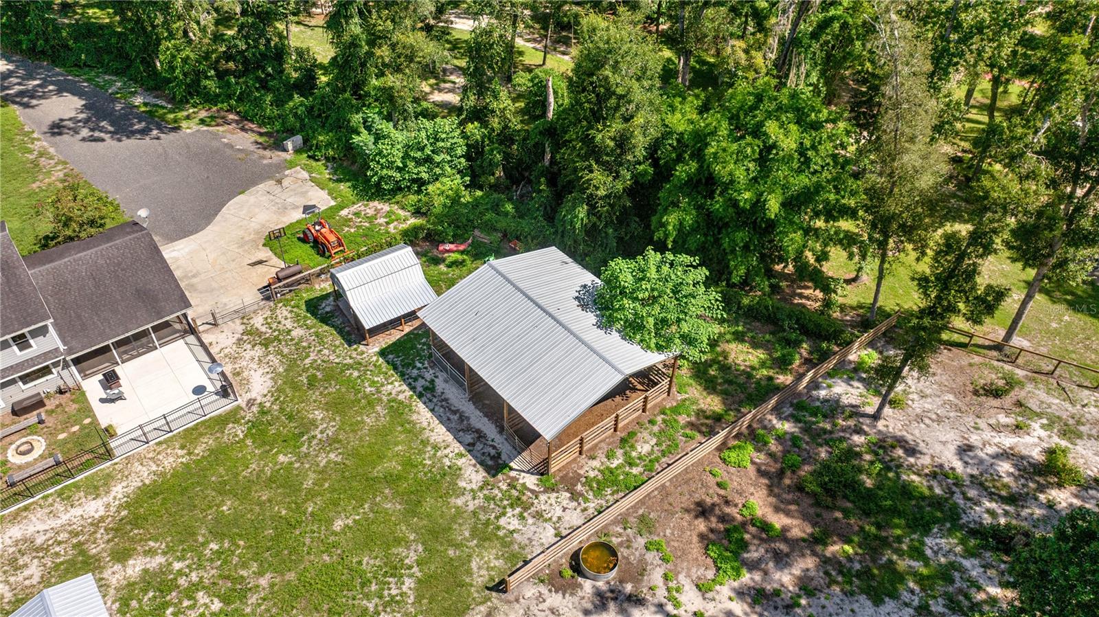 REDDING CIRCLE - Residential