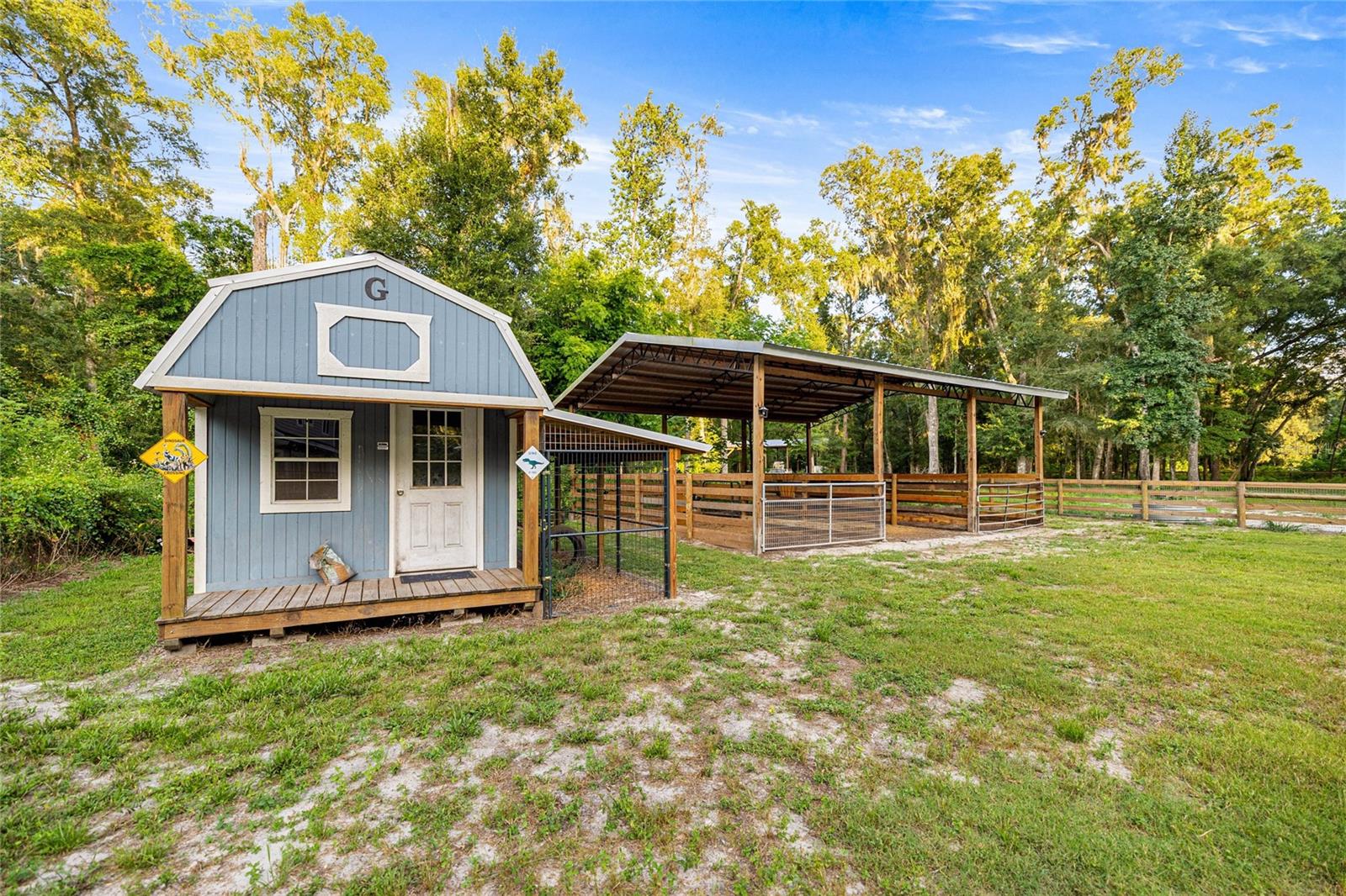 REDDING CIRCLE - Residential
