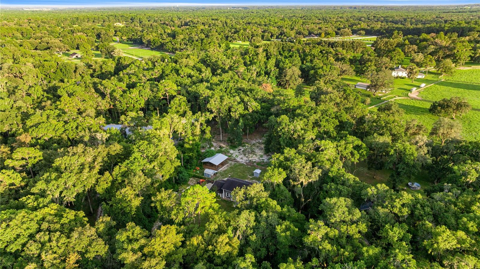 REDDING CIRCLE - Residential