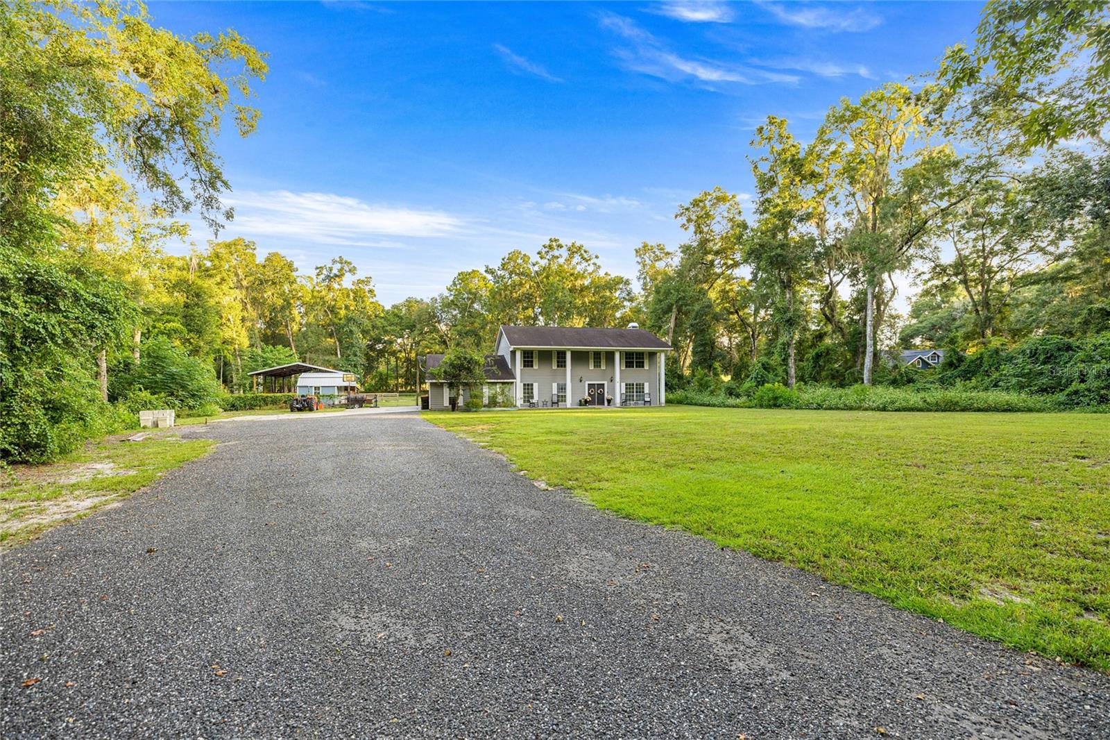REDDING CIRCLE - Residential