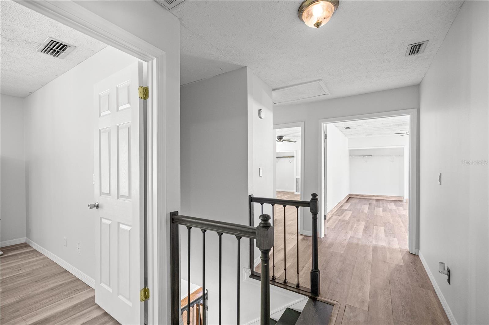 REDDING CIRCLE - Residential