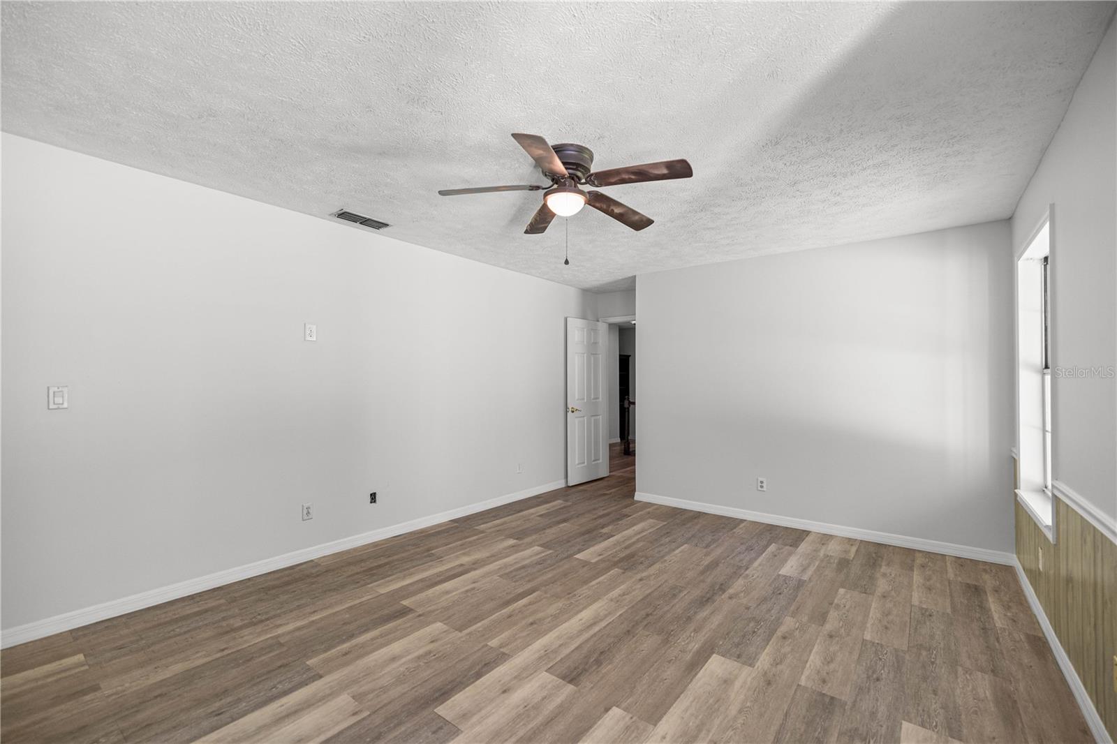 REDDING CIRCLE - Residential