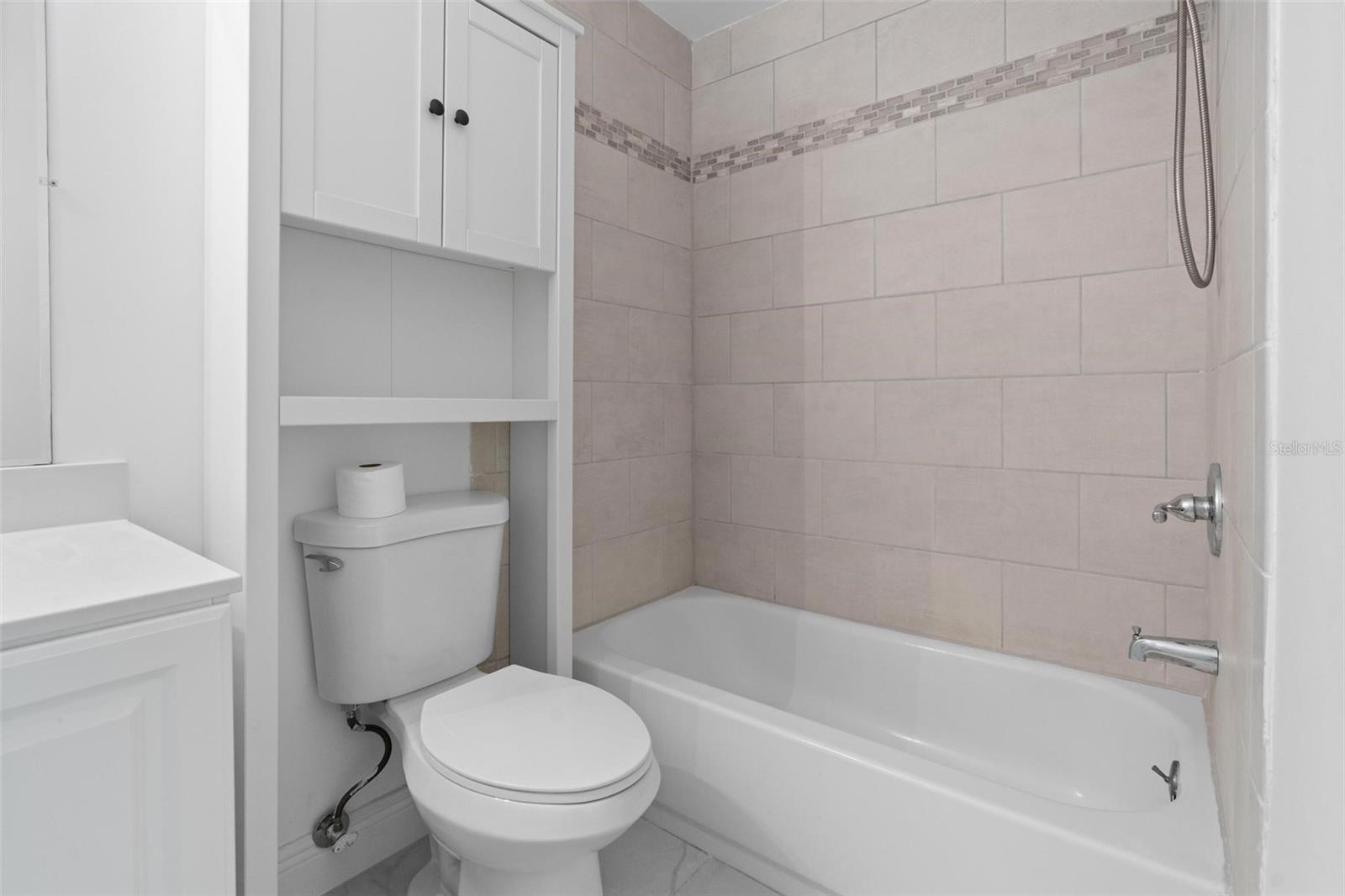 VENDOME VILLAGE - Residential