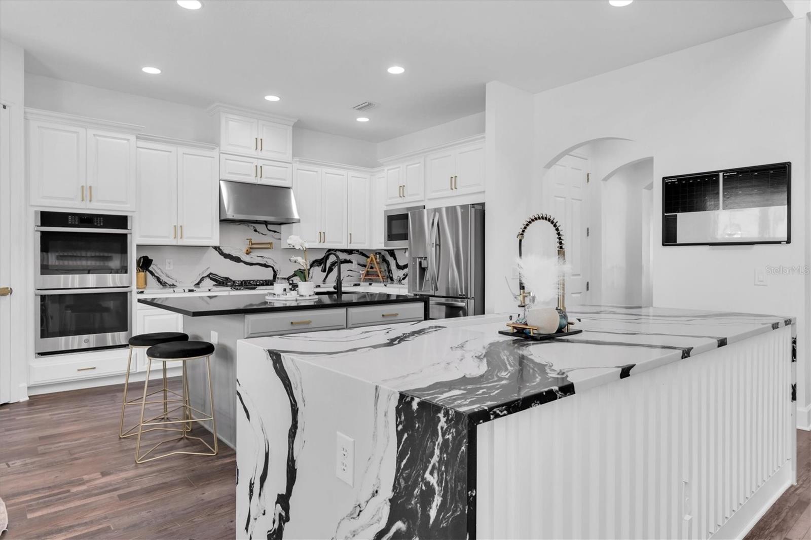 4188 BARBOUR TRAIL