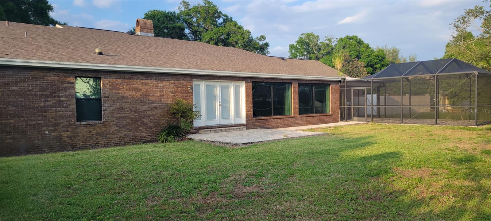 LAKE POINT SOUTH - Residential