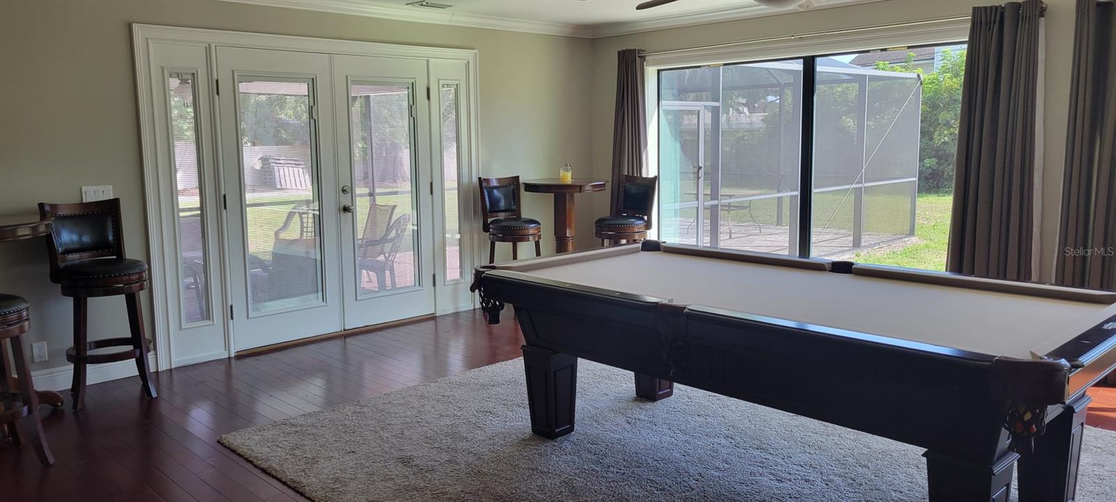 LAKE POINT SOUTH - Residential