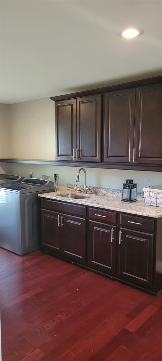 LAKE POINT SOUTH - Residential