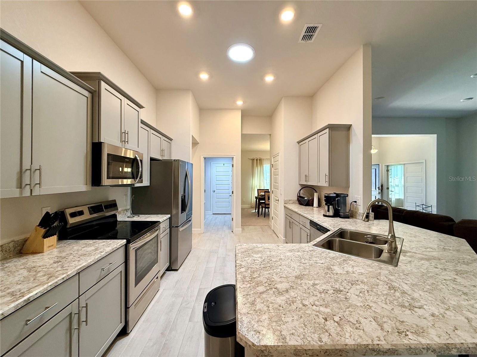 KINGSLAND COUNTRY ESTATE - Residential