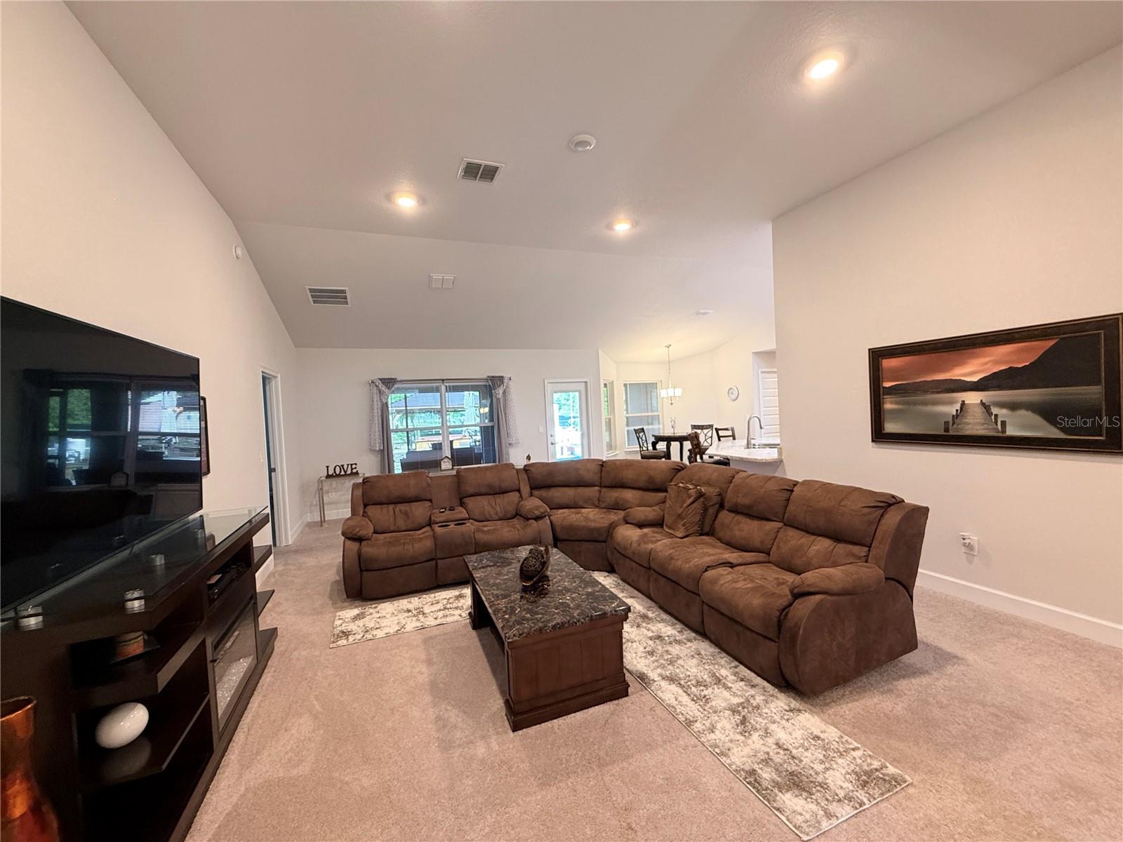 KINGSLAND COUNTRY ESTATE - Residential