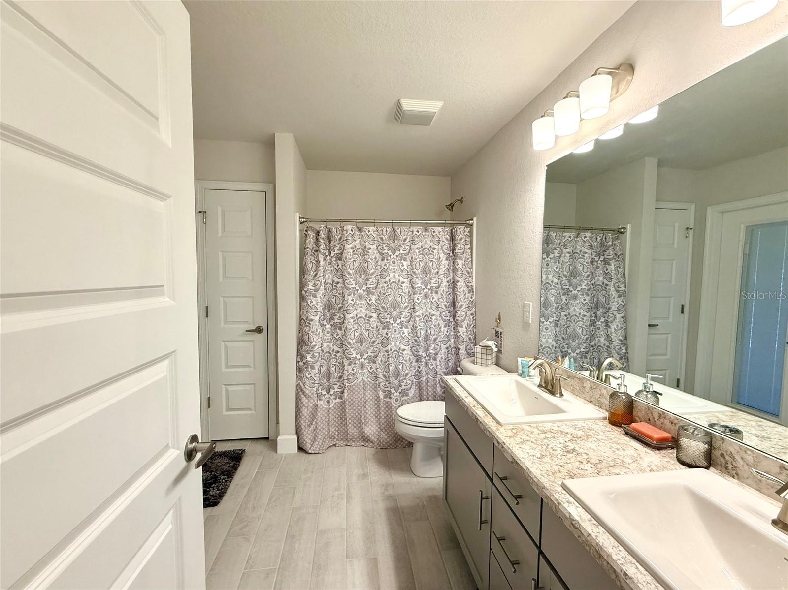 KINGSLAND COUNTRY ESTATE - Residential