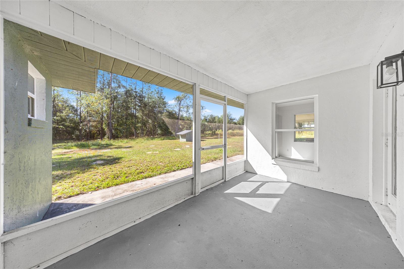 RAINBOW LAKES ESTATE - Residential