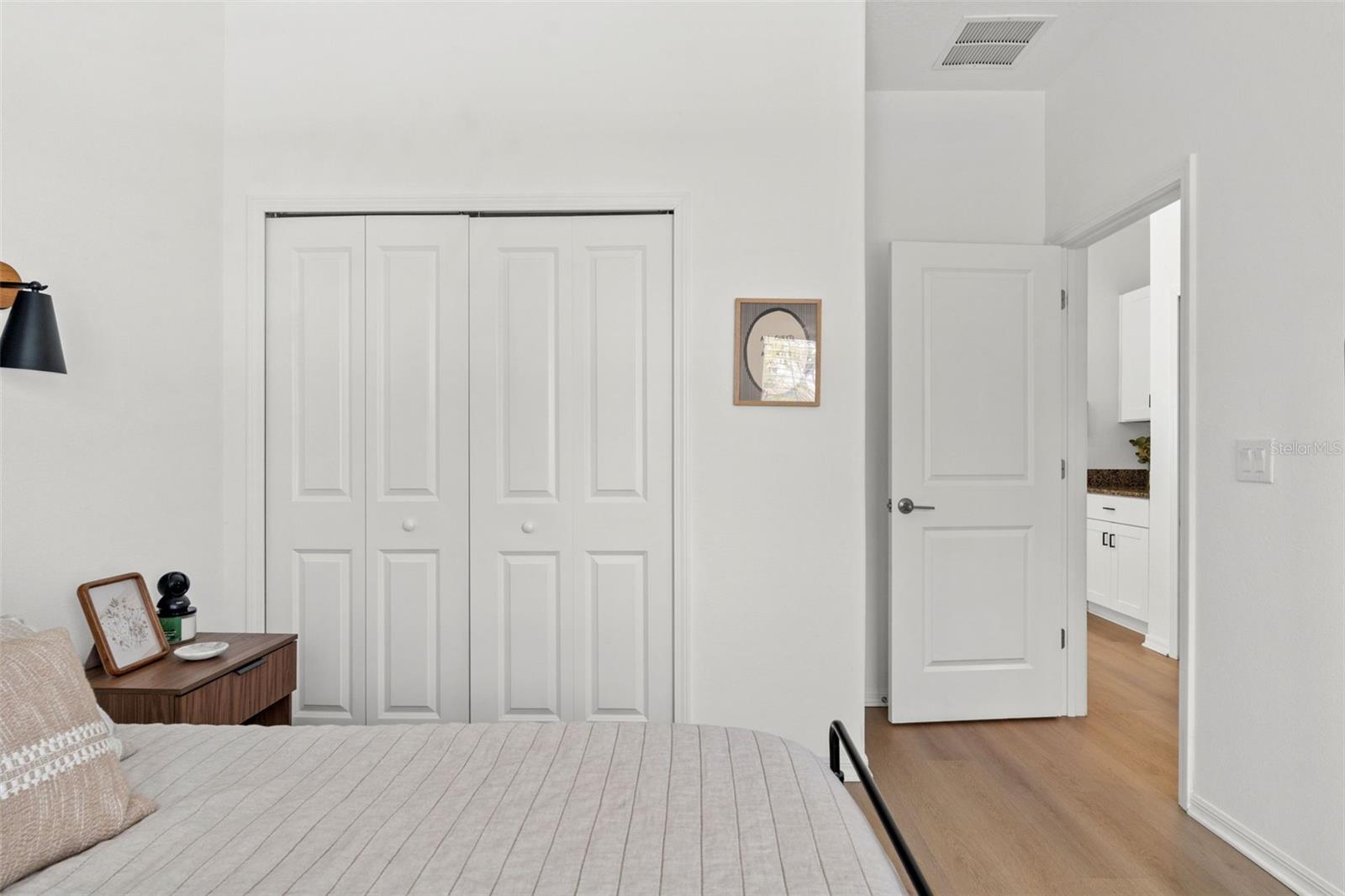 PALM RIVER TOWNHOMES PH 2 - Residential