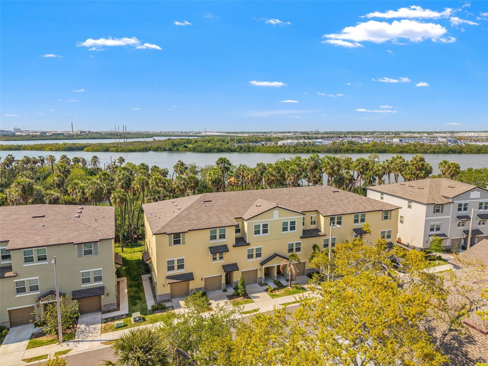 PALM RIVER TOWNHOMES PH 2 - Residential