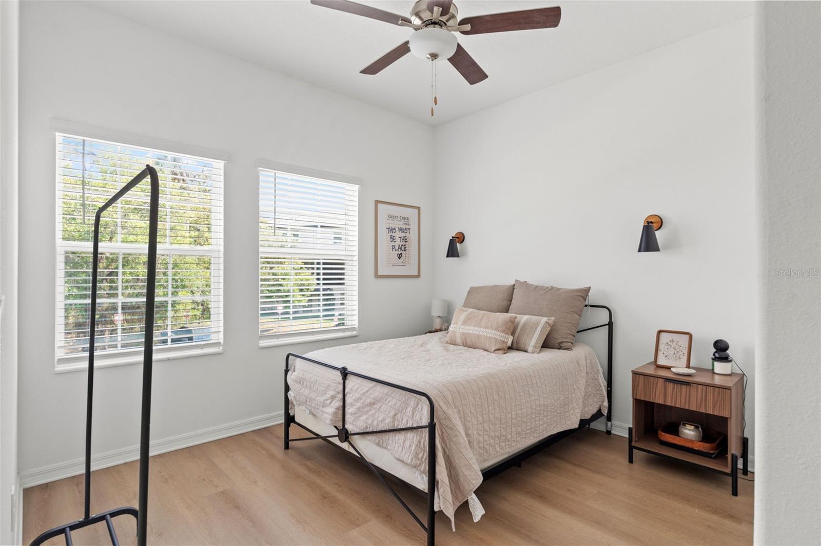 PALM RIVER TOWNHOMES PH 2 - Residential