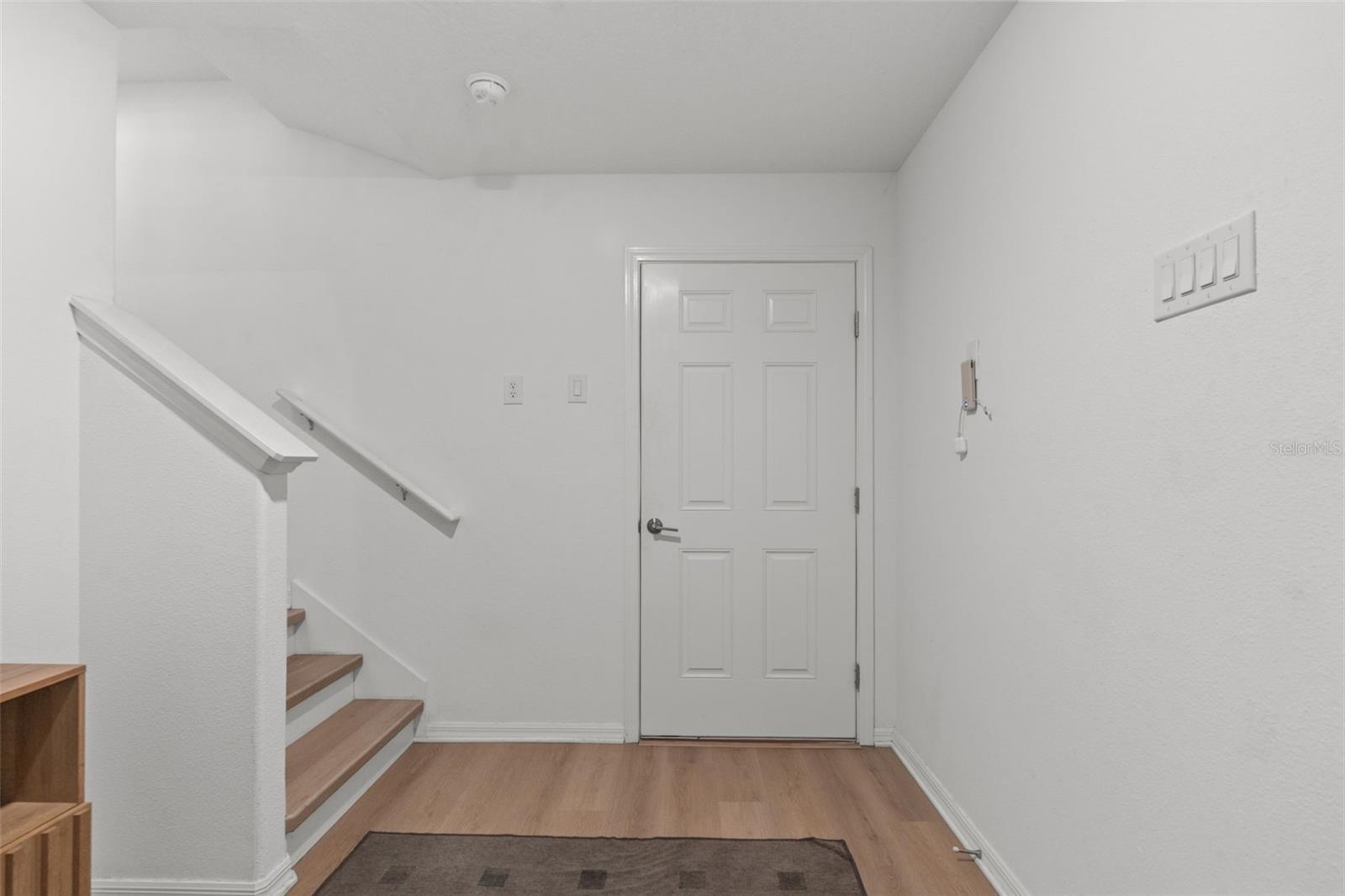 PALM RIVER TOWNHOMES PH 2 - Residential