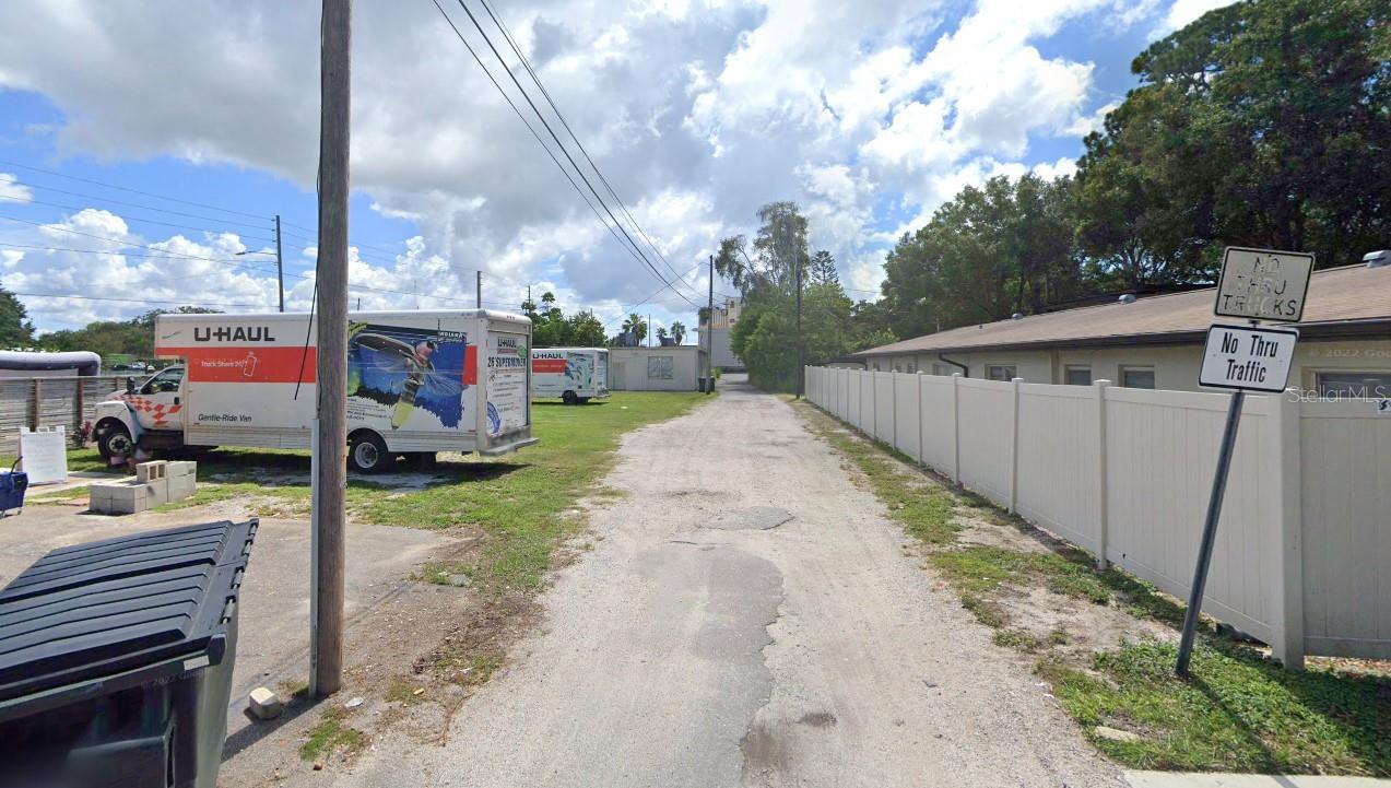 LARGO CENTRAL - Commercial Lease