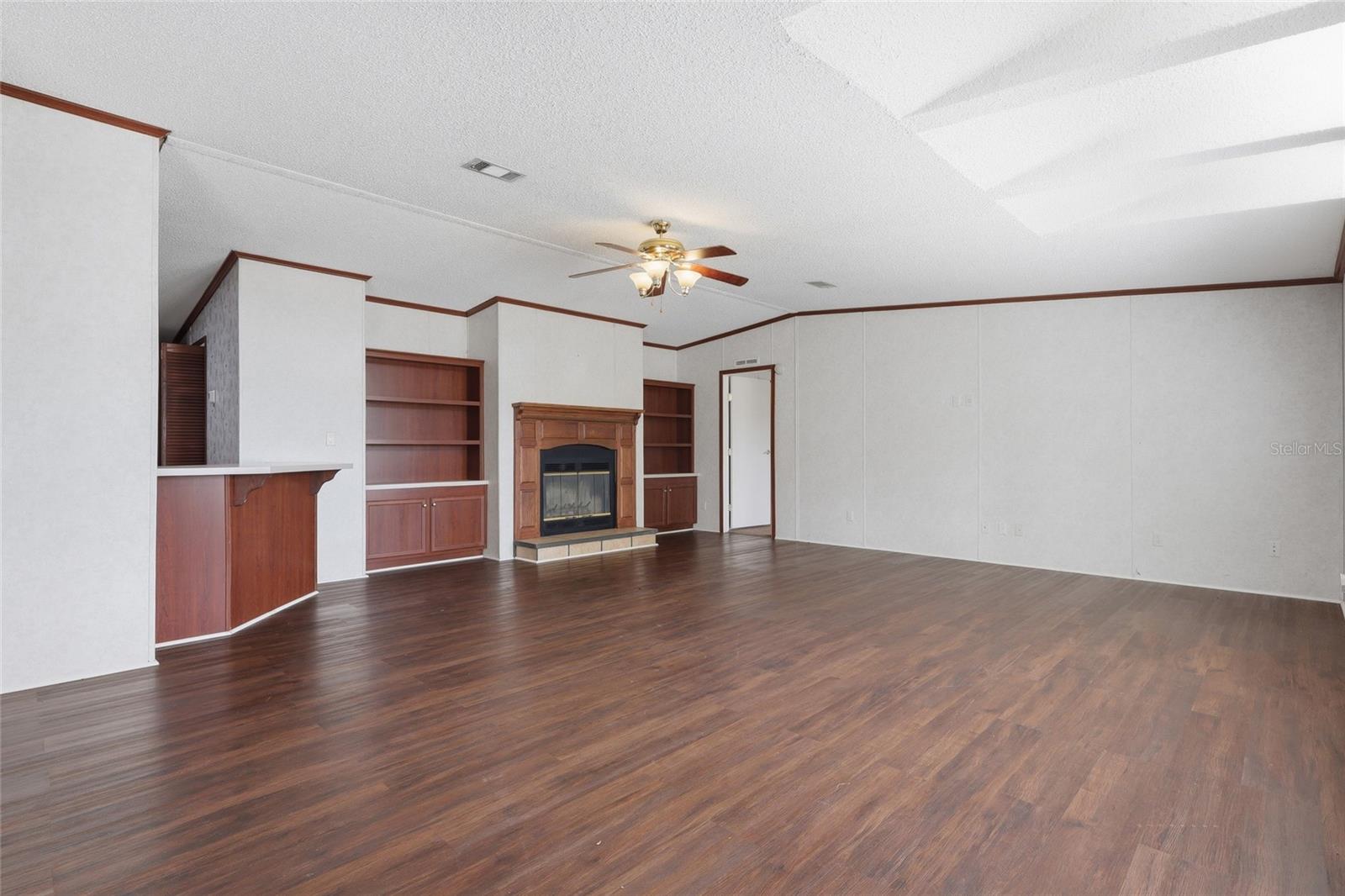 ZEPHYRWOODS - Residential