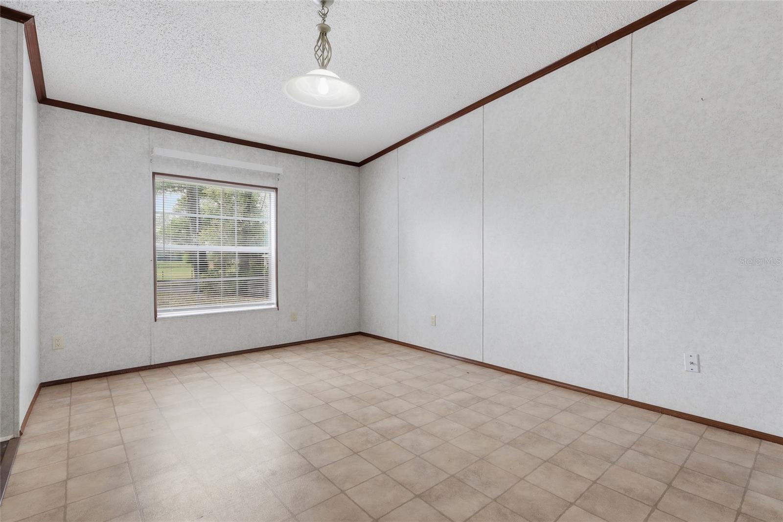 ZEPHYRWOODS - Residential