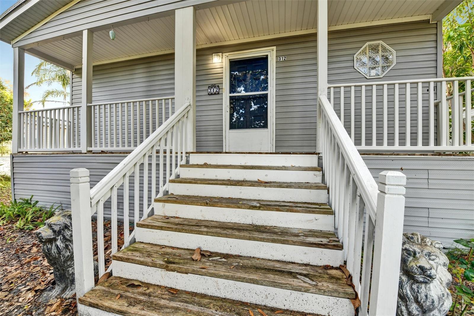 NEW ATHENS CITY 1ST ADD - Residential Lease