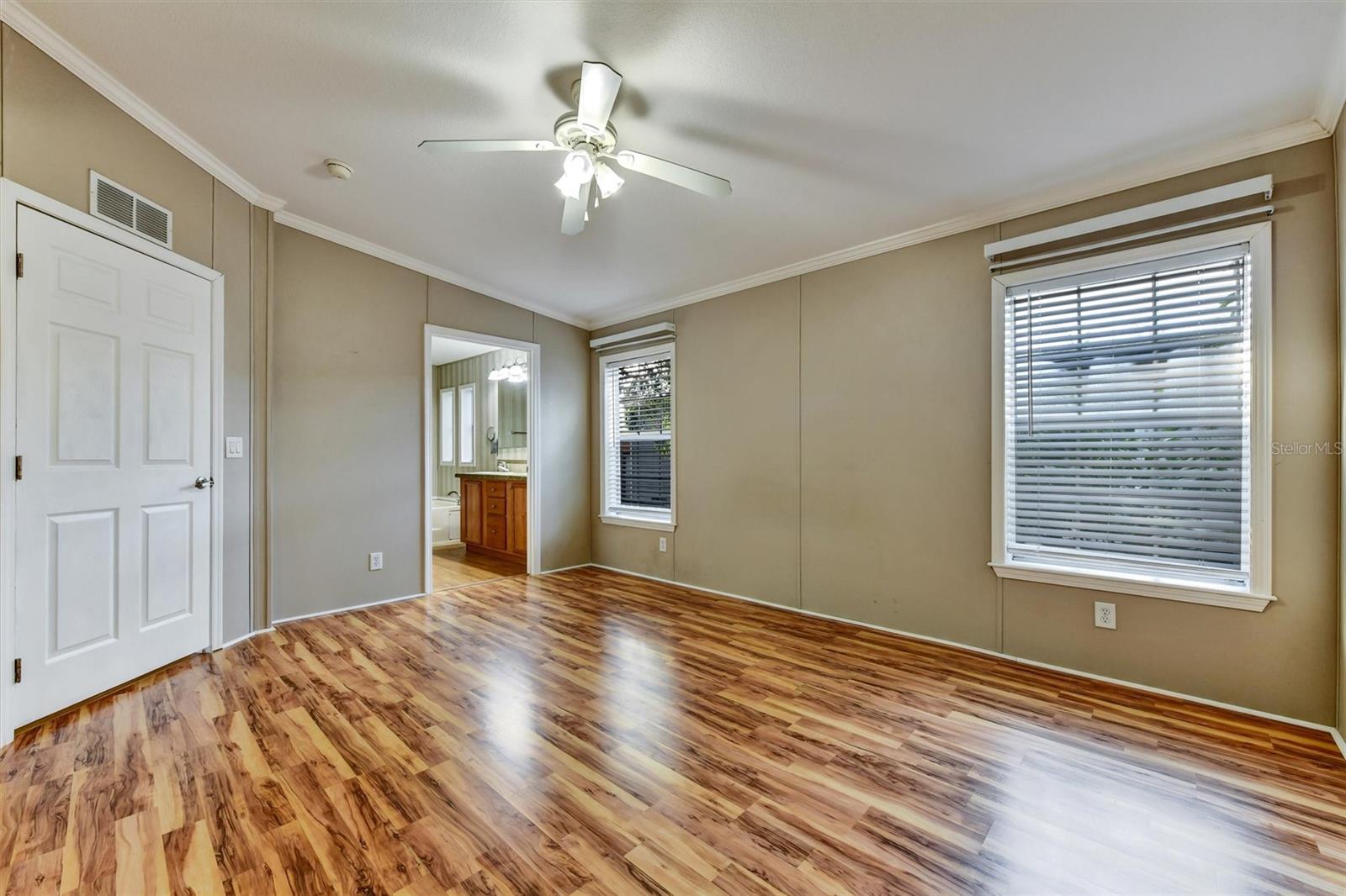 NEW ATHENS CITY 1ST ADD - Residential Lease