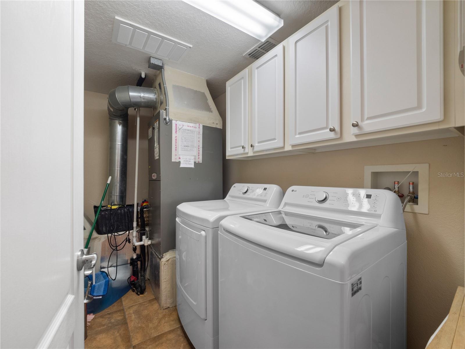 FOUNTAIN PARKE AT LAKE MARY - Residential