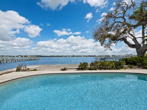 Photo of 1267 Starboard Lane, Sarasota, FL 34242 (MLS # A4685077)
