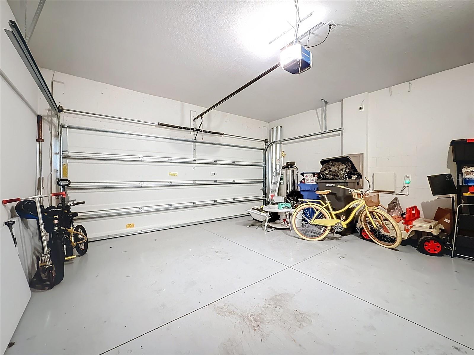 LUCAYA LAKE CLUB TWNHMS PHA - Residential