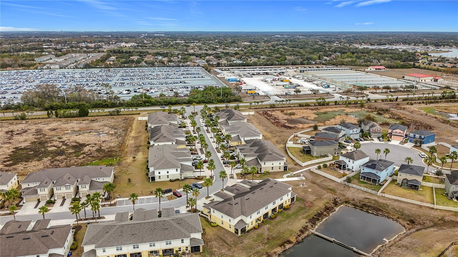 LUCAYA LAKE CLUB TWNHMS PHA - Residential