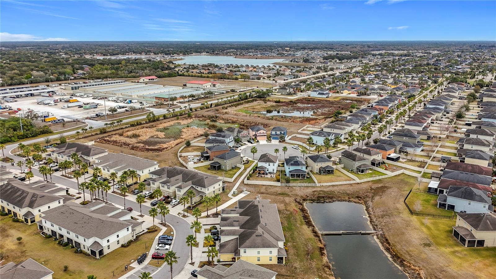 LUCAYA LAKE CLUB TWNHMS PHA - Residential