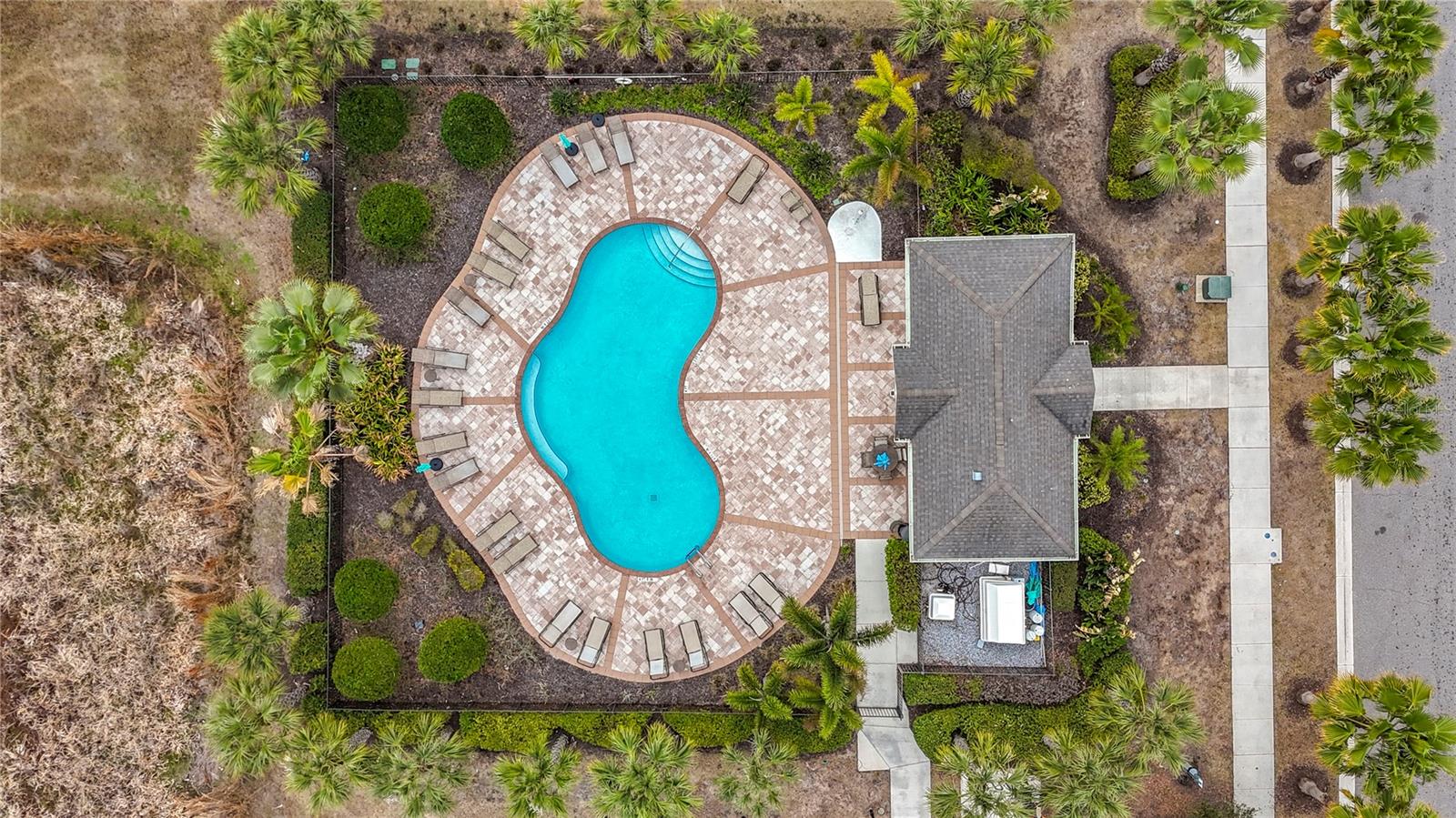 LUCAYA LAKE CLUB TWNHMS PHA - Residential