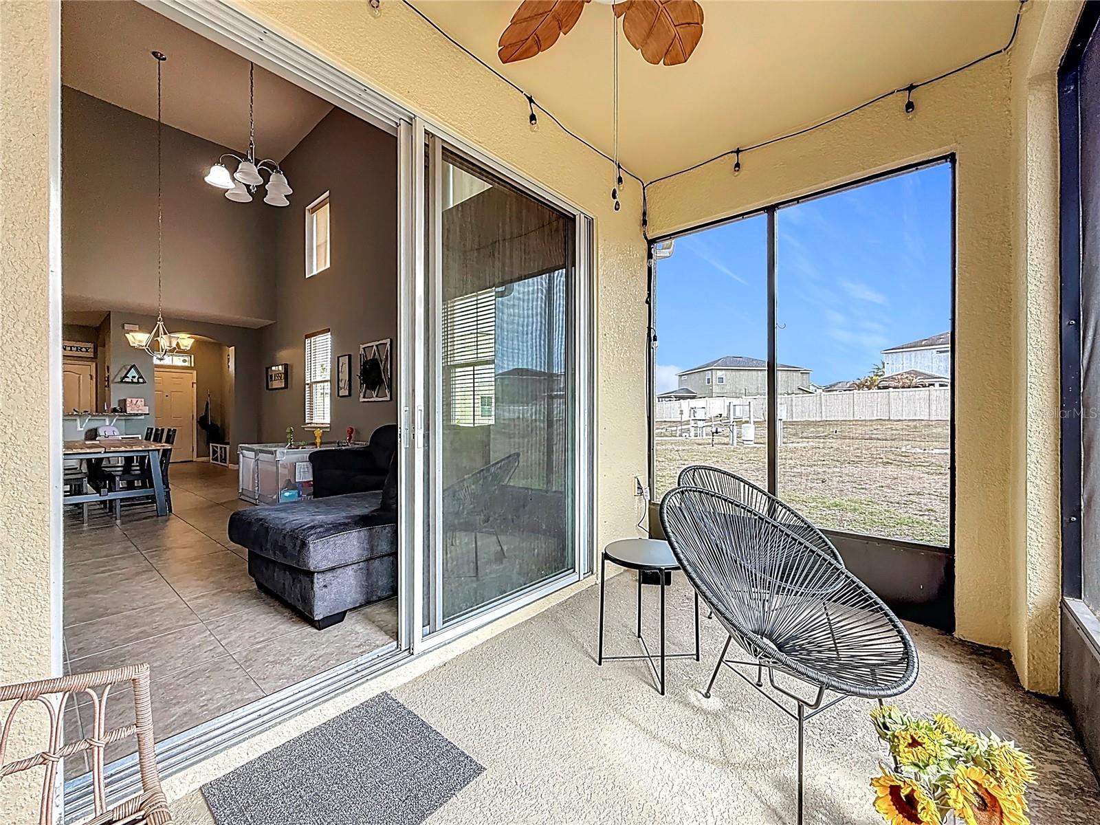 LUCAYA LAKE CLUB TWNHMS PHA - Residential