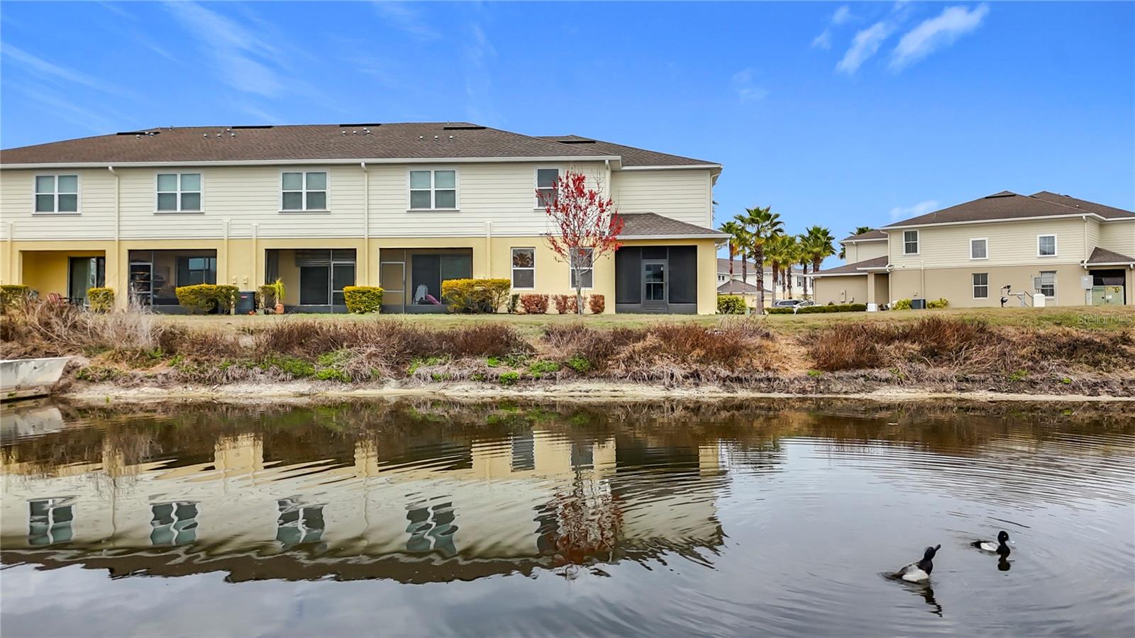 LUCAYA LAKE CLUB TWNHMS PHA - Residential