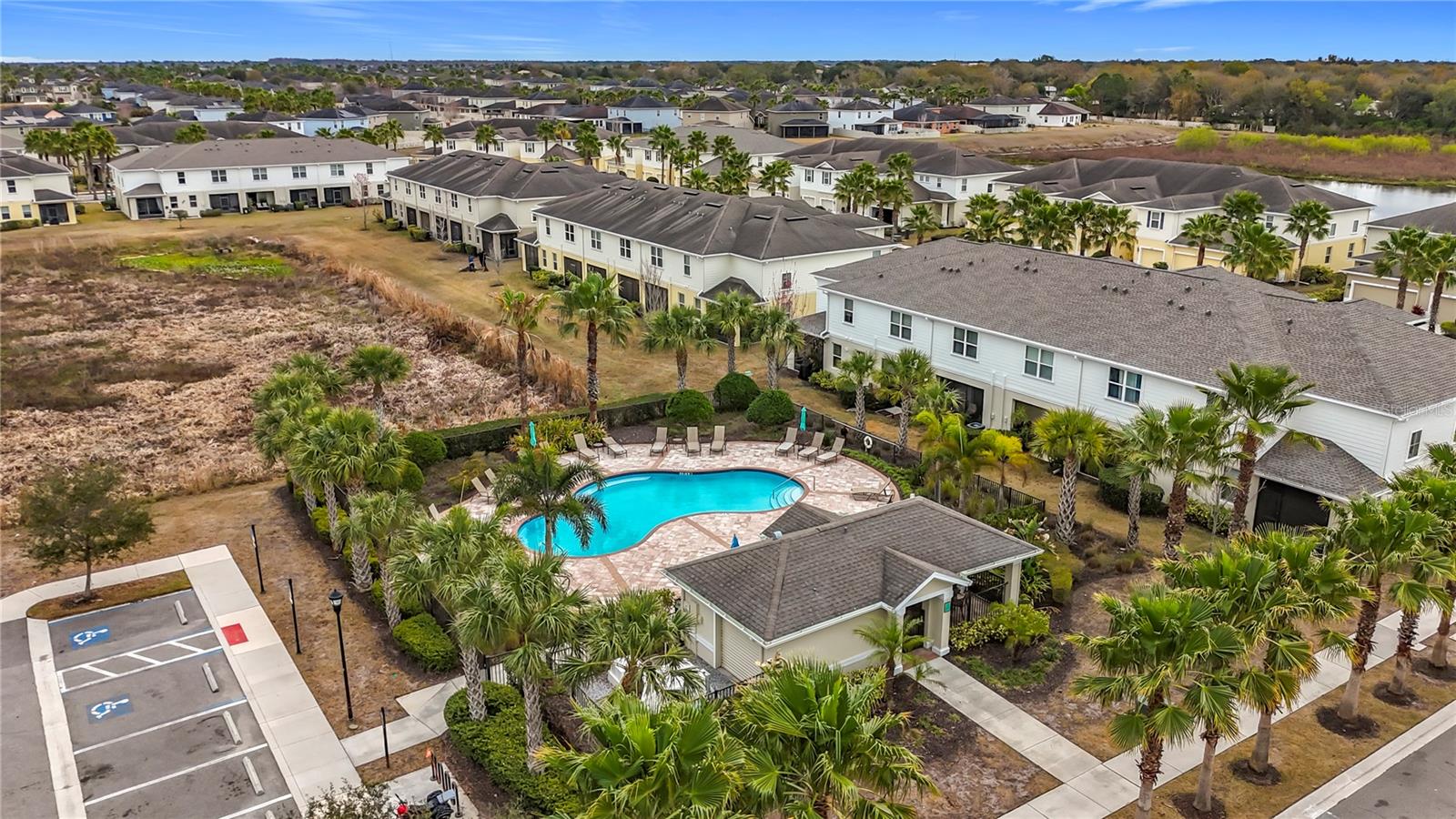 LUCAYA LAKE CLUB TWNHMS PHA - Residential