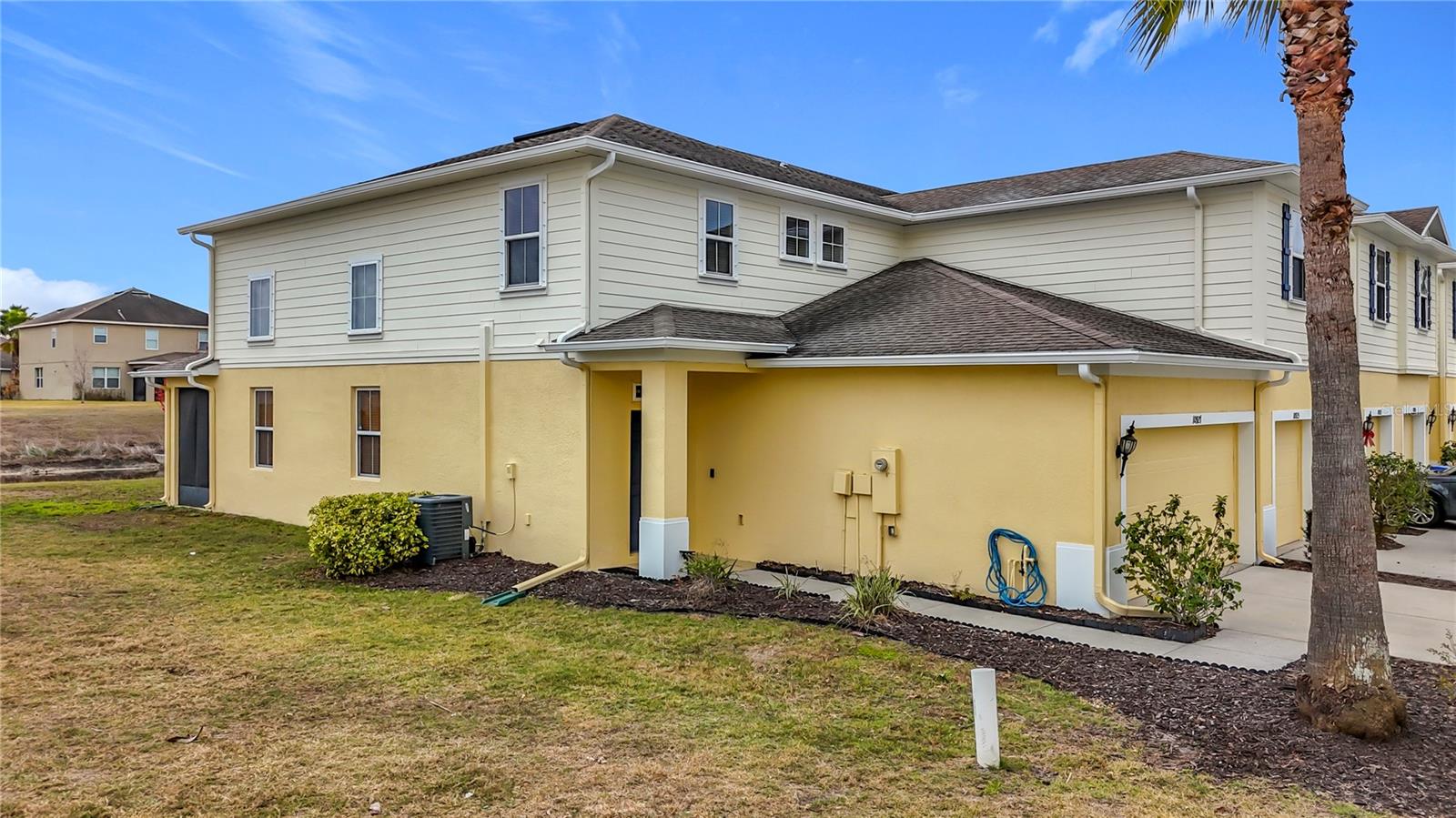 LUCAYA LAKE CLUB TWNHMS PHA - Residential