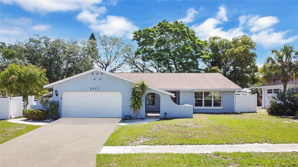 Photo of 3217 Castle Oak Avenue, Orlando, FL 32808 (MLS # O6374268)
