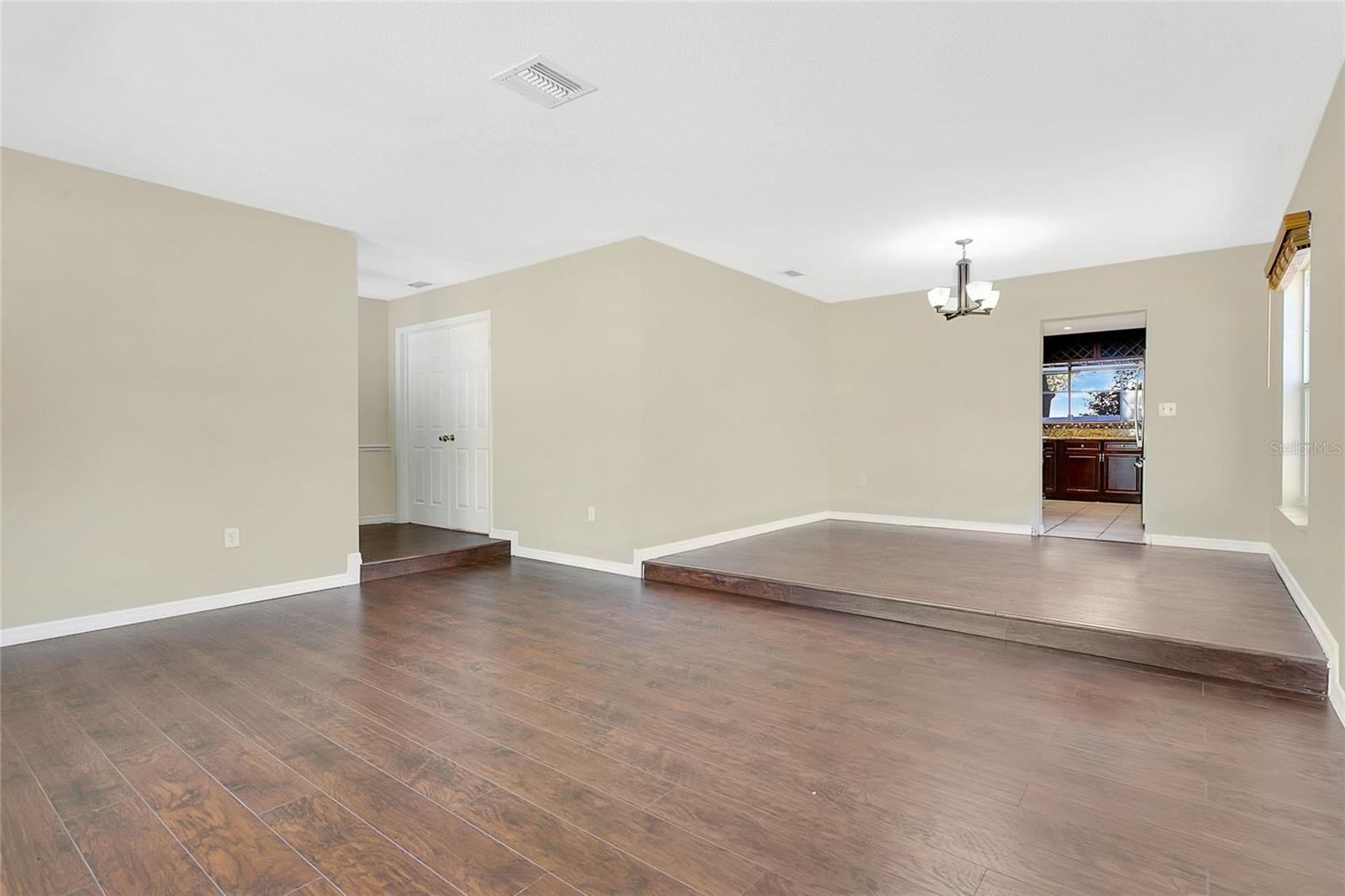 FOREST PARK - Residential