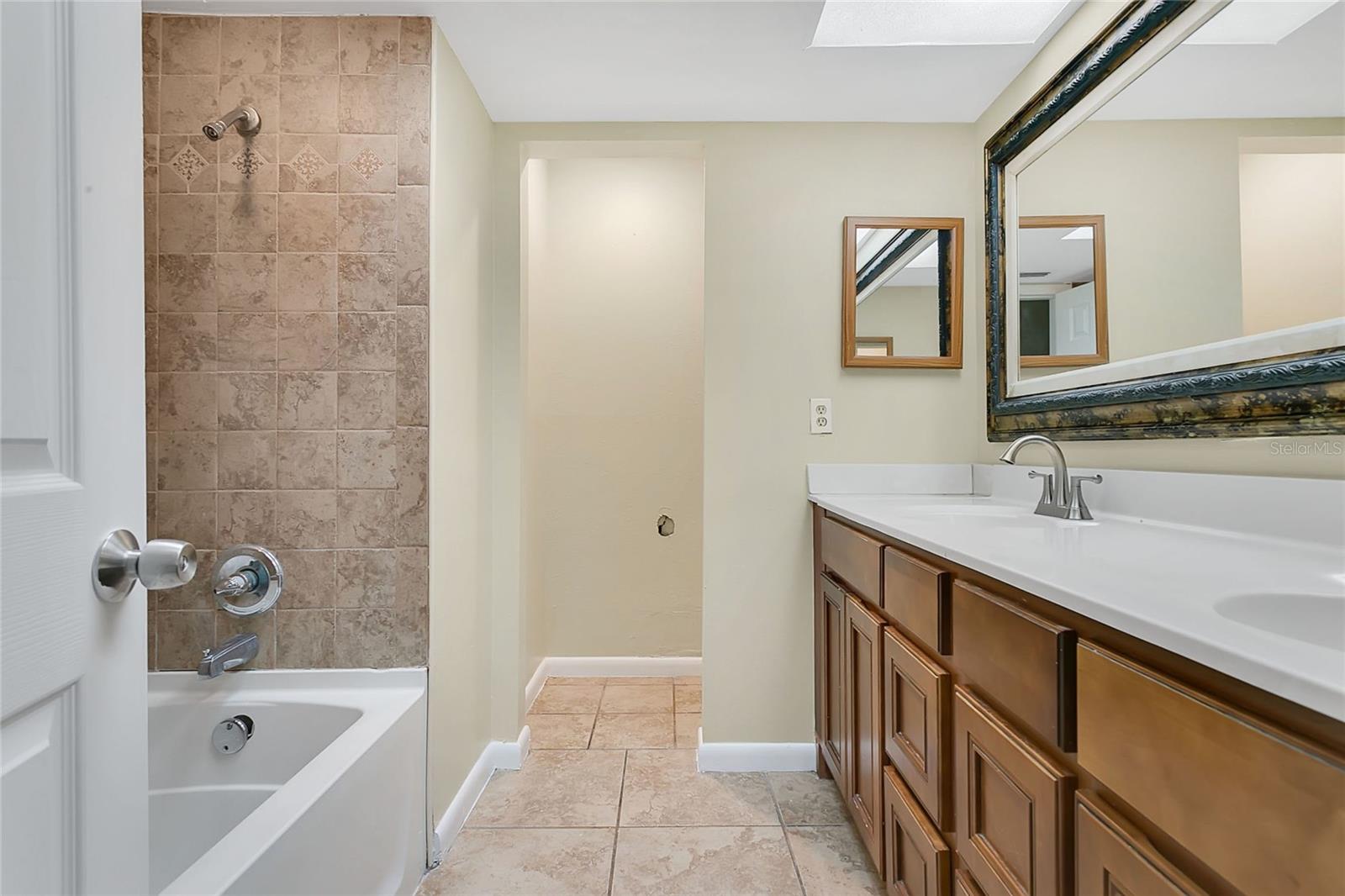 FOREST PARK - Residential