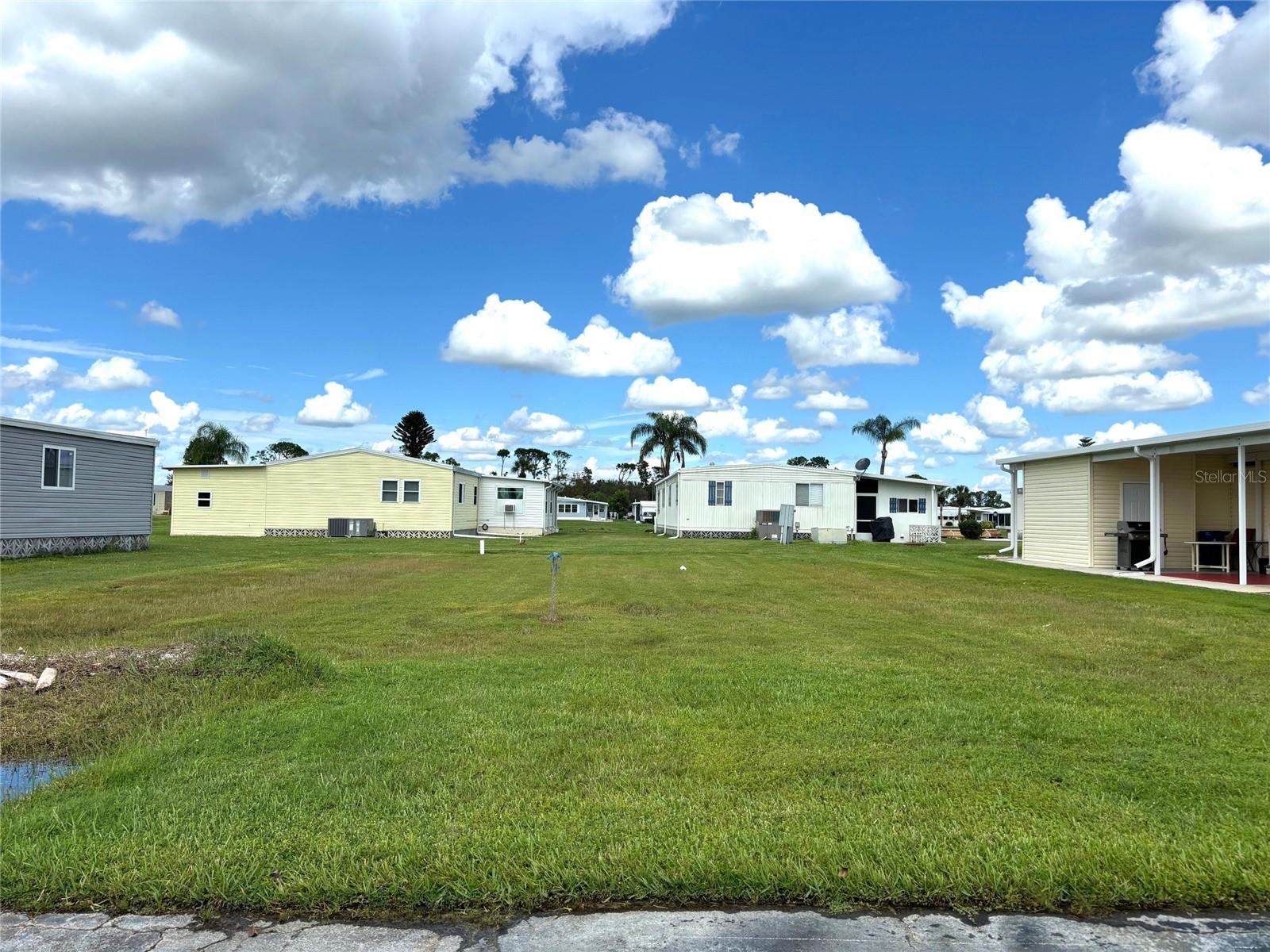 LA CASA MHP CO-OP - Land