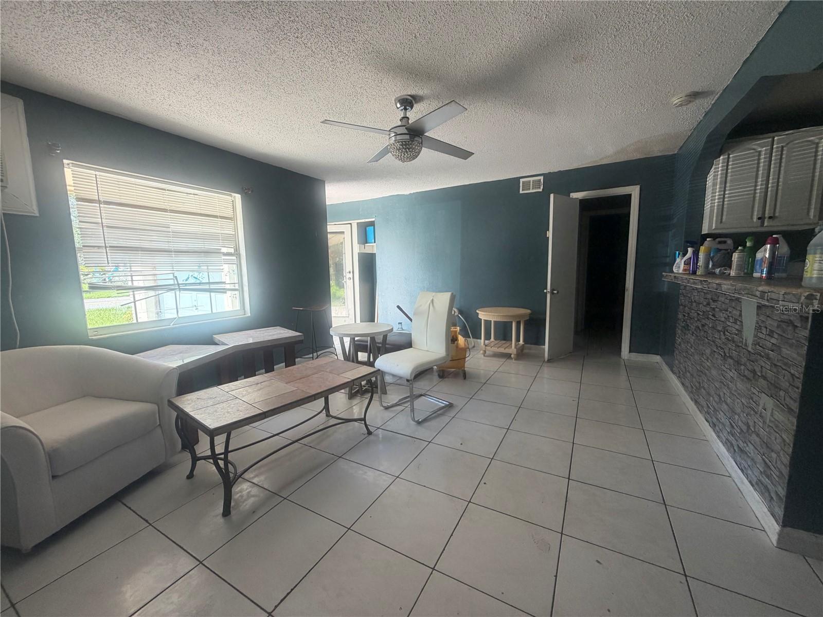 754 TRAILWOOD DRIVE