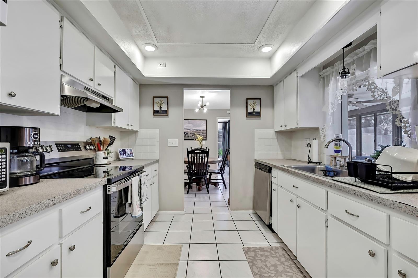 SPRING HILL - Residential