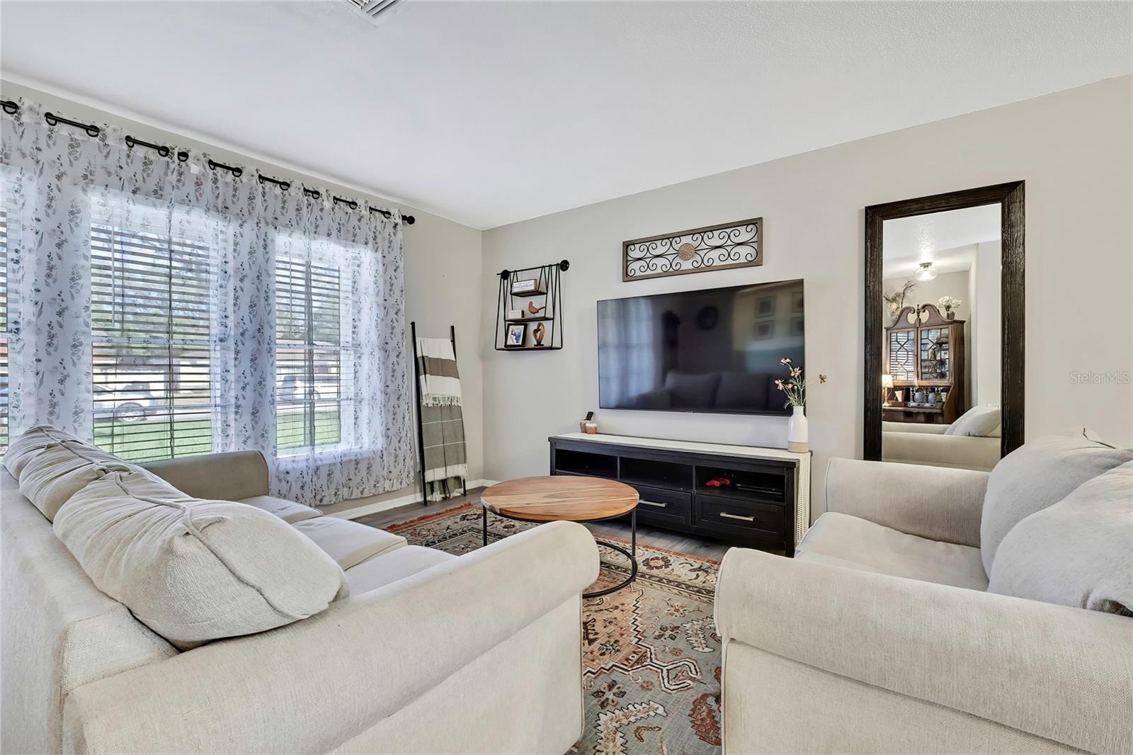 SPRING HILL - Residential