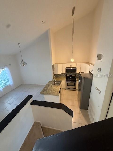 WESTSIDE TWNHMS - Residential Lease