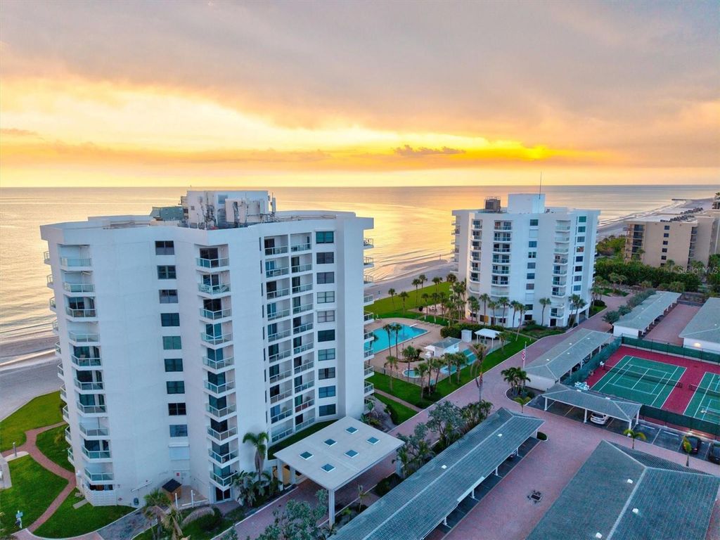 Photo of 1000 Longboat Club Rd #1105, Longboat Key, FL 34228 (MLS # A4657701)