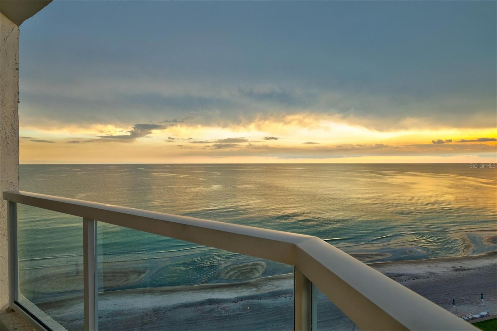 1000 LONGBOAT CLUB ROAD 1105
