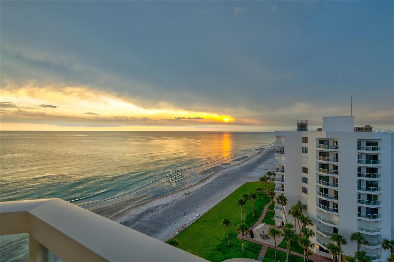 1000 LONGBOAT CLUB ROAD 1105