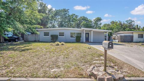 132 W LAUREN COURT CASSELBERRY FL 32730