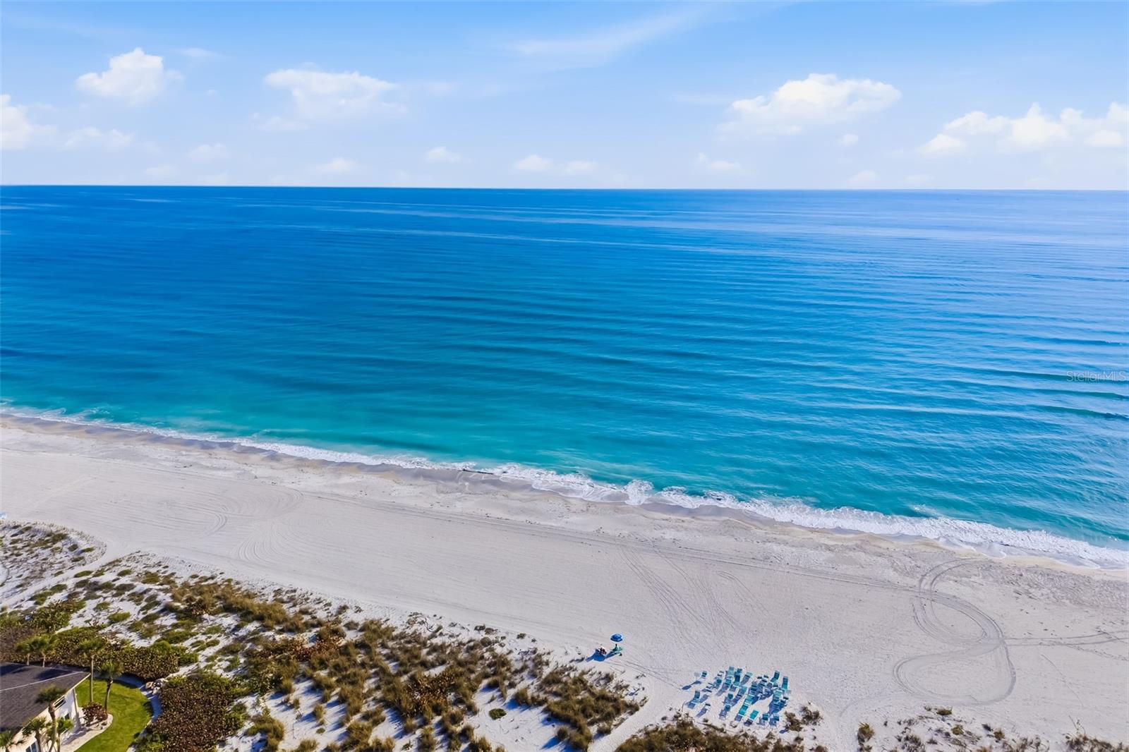 WHITNEY BEACH - Residential