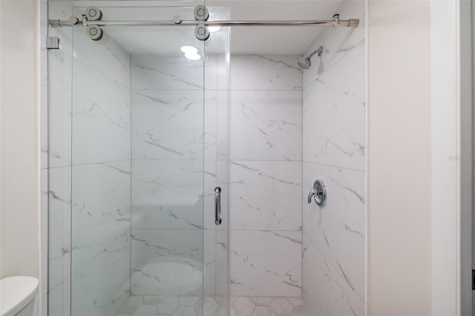 WHITNEY BEACH - Residential